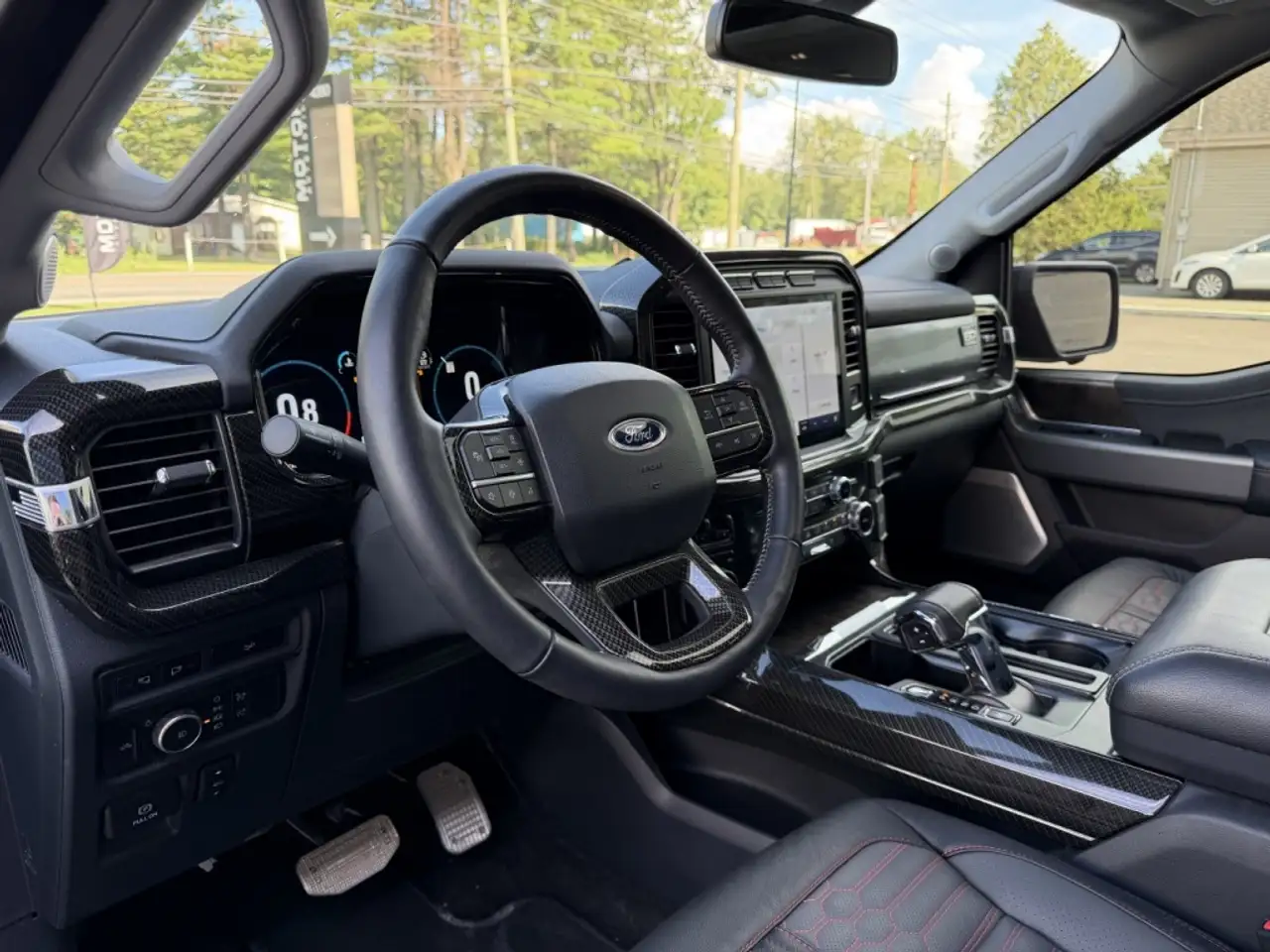 Ford F-150 - Image 10