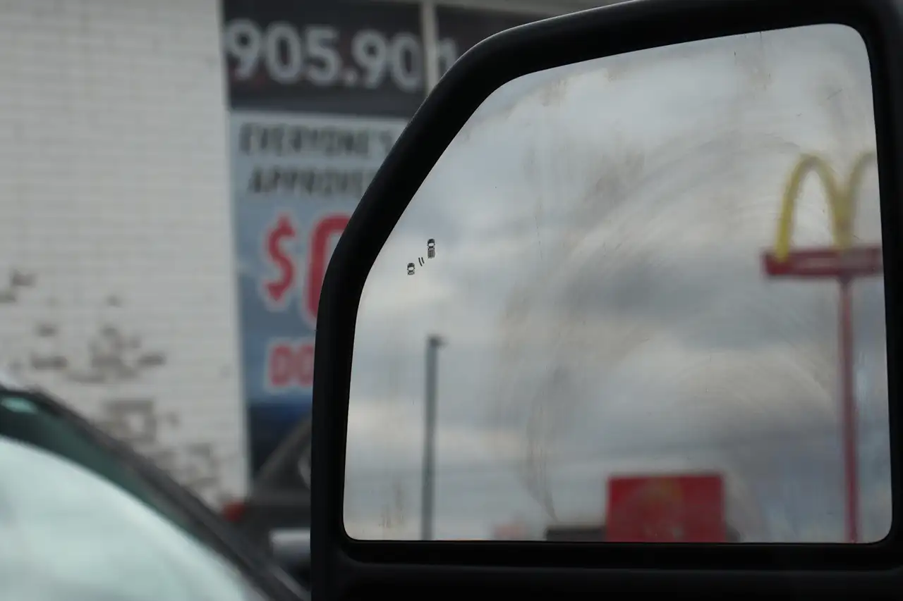 Ford F-150 - Image 23