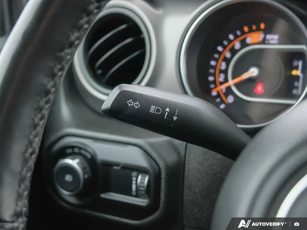 Jeep Wrangler - Image 15