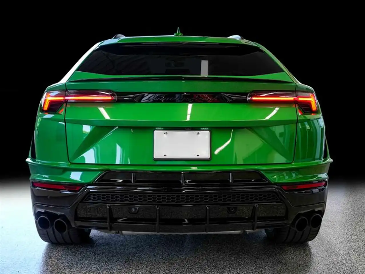 Lamborghini Urus - Image 7