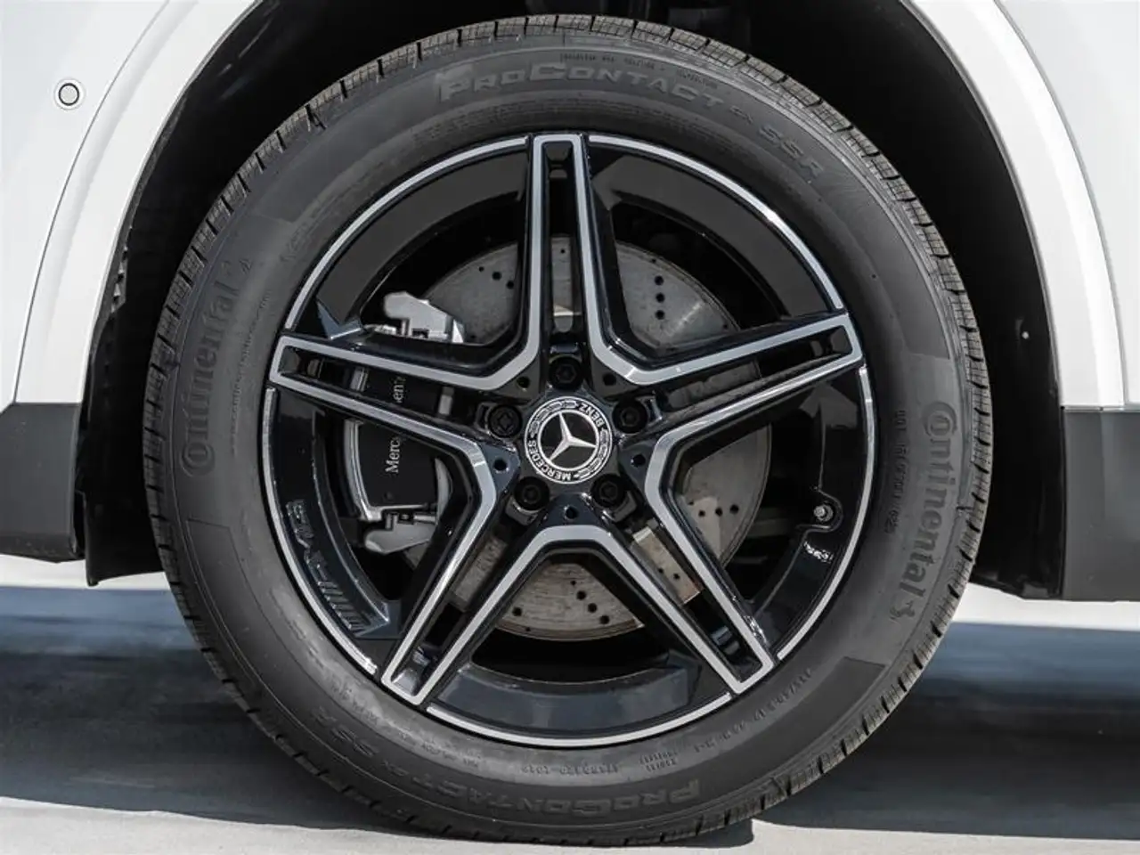 Mercedes-Benz GLA - Image 4