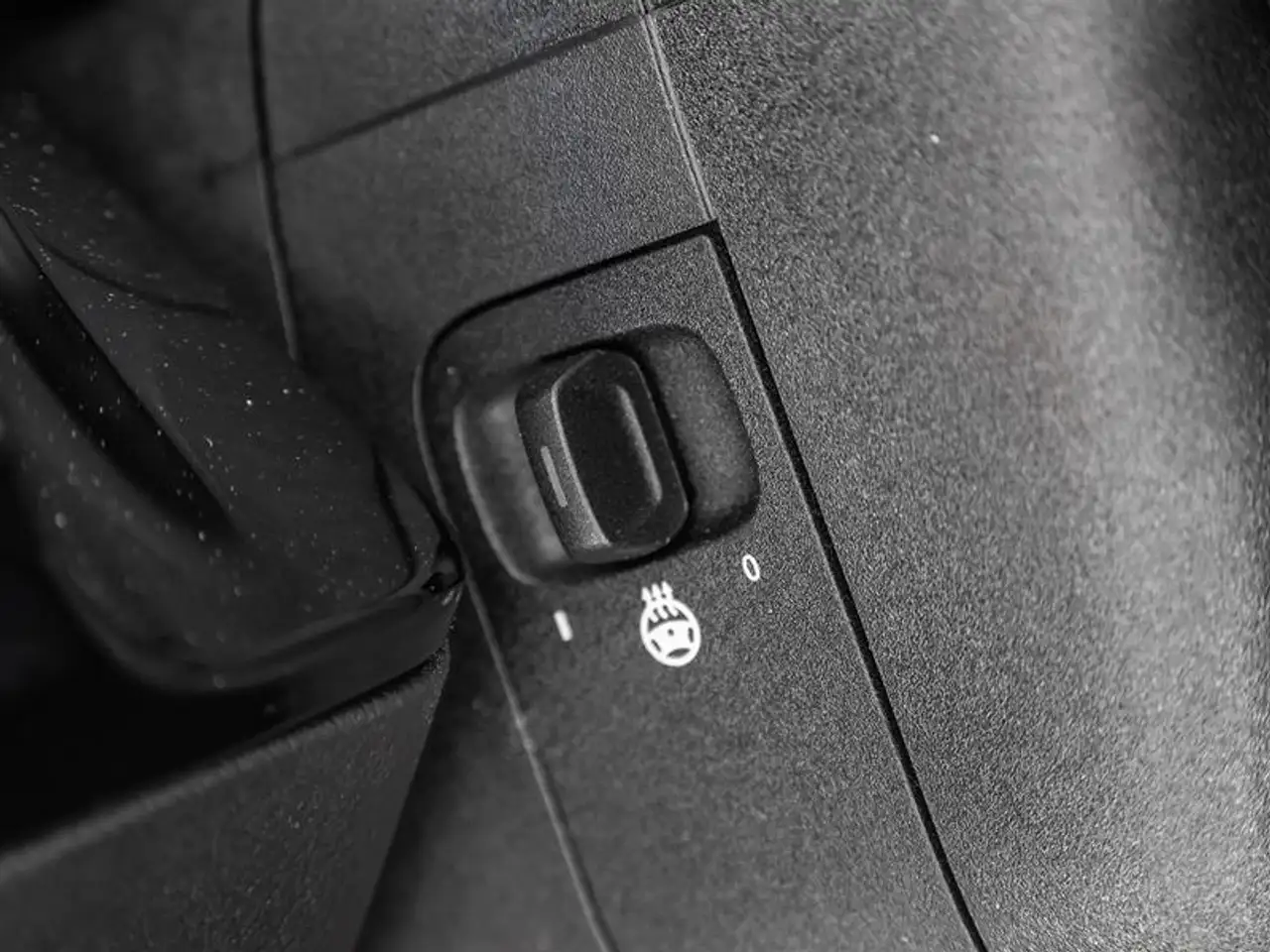 Mercedes-Benz GLA - Image 21
