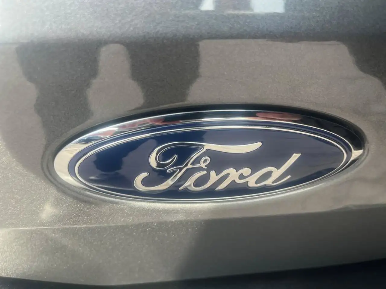 Ford Bronco - Image 10