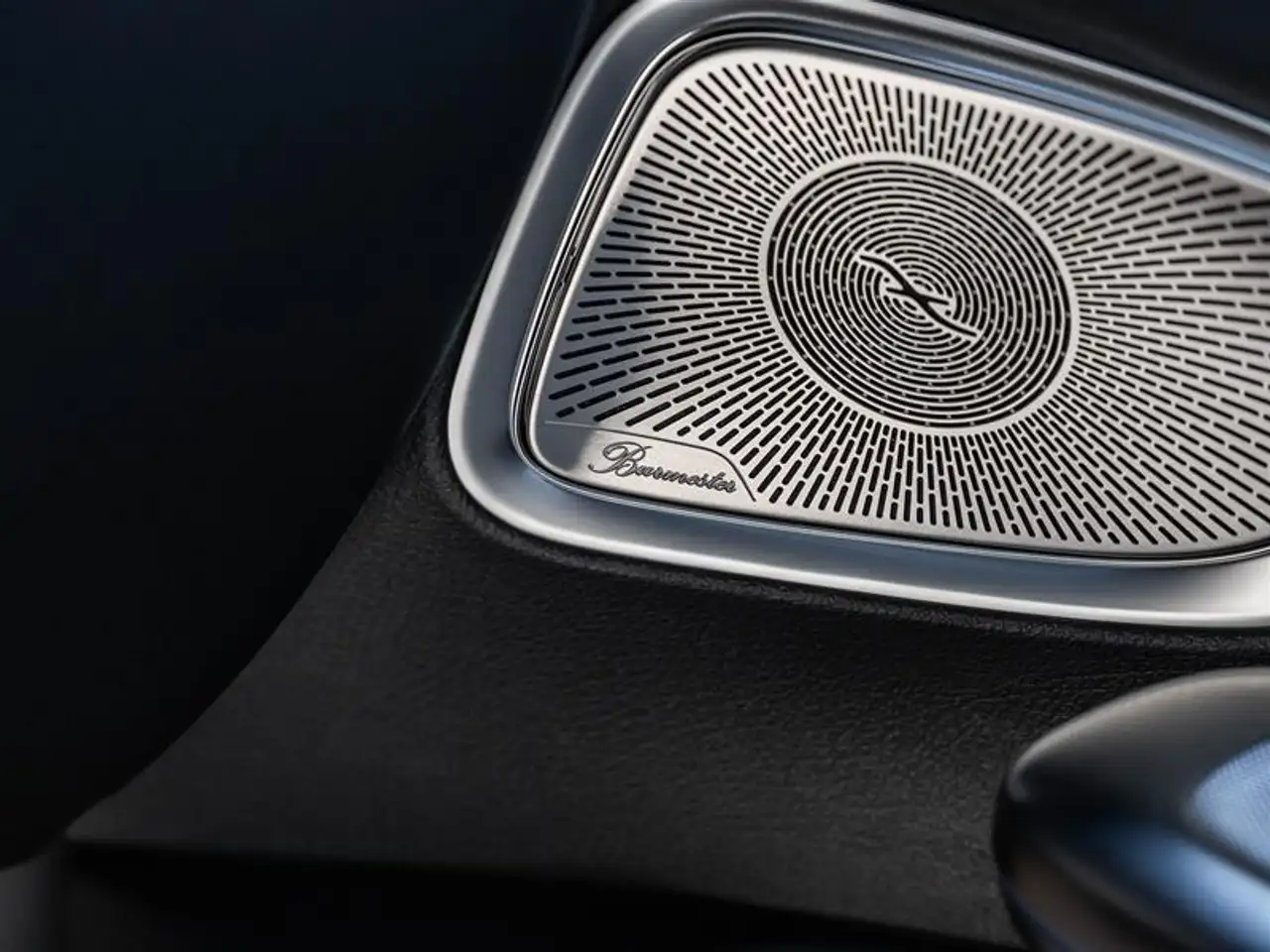 Mercedes-Benz CLE - Image 16