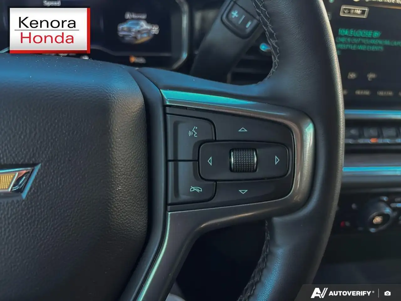 Chevrolet Silverado 1500 - Image 14
