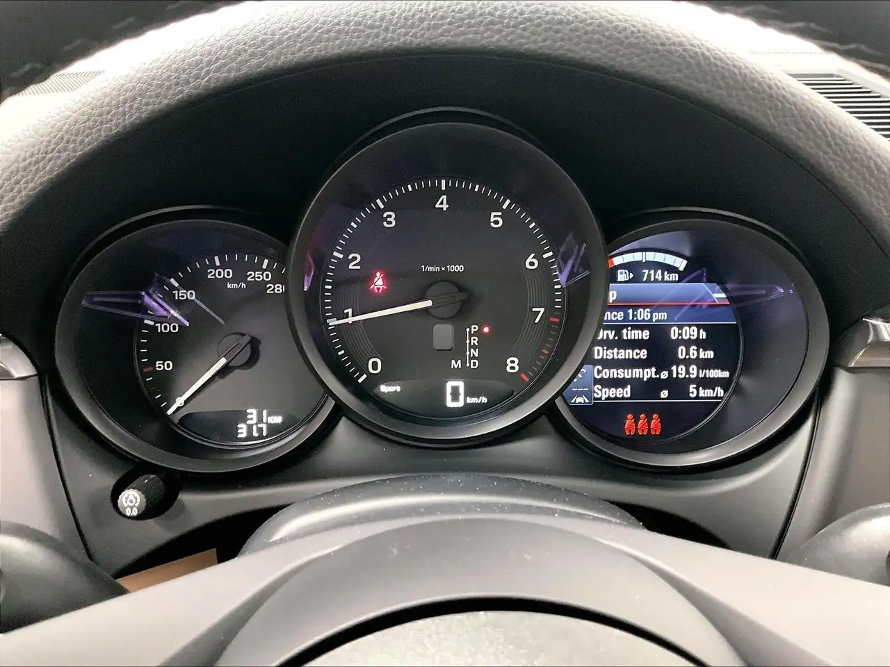Porsche Macan - Image 20