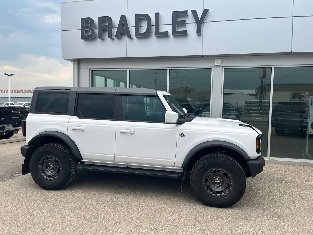Ford Bronco - Image 1