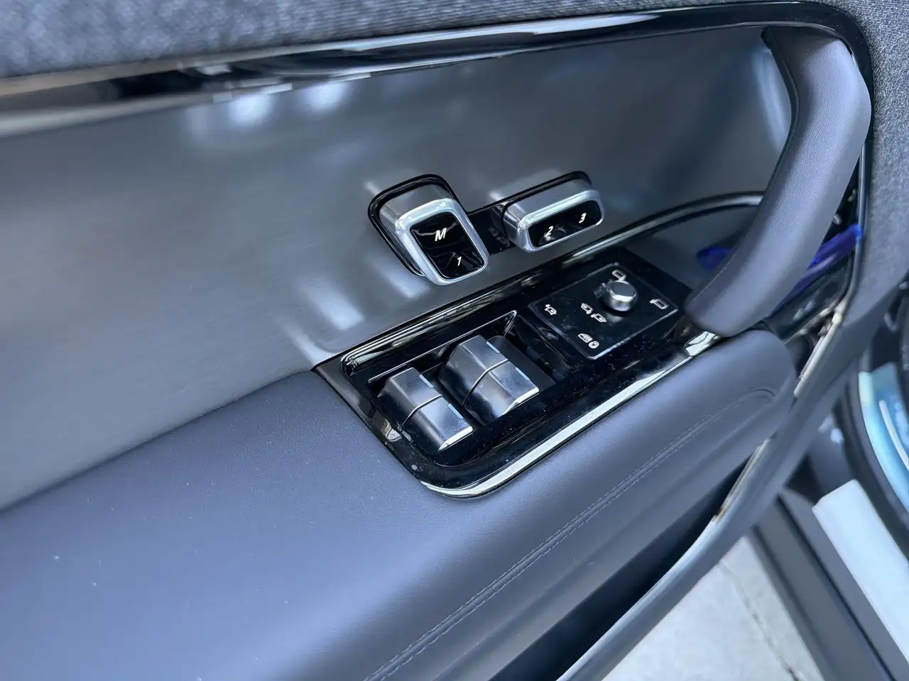 Land Rover Range Rover Sport - Image 10