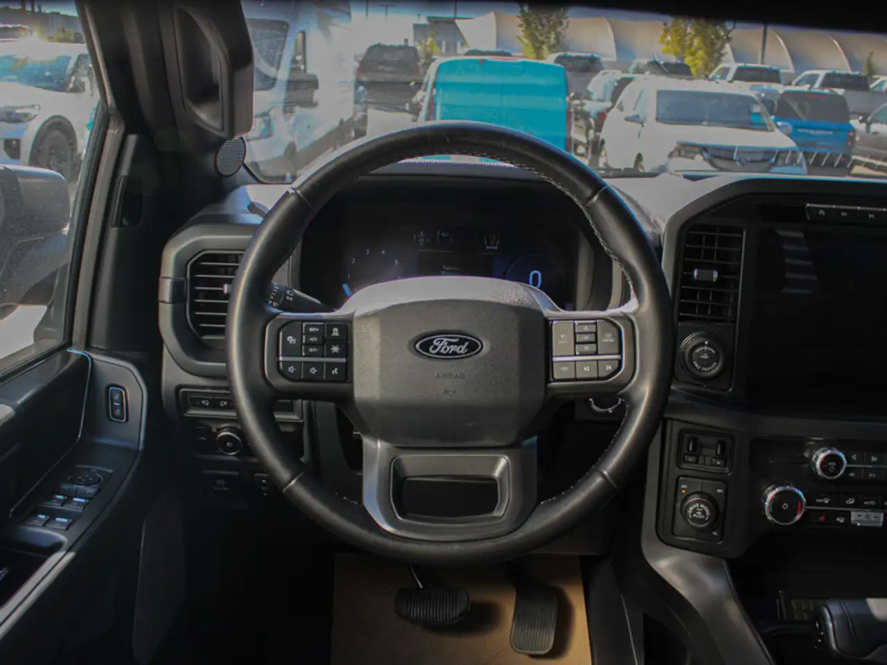 Ford F-150 - Image 12