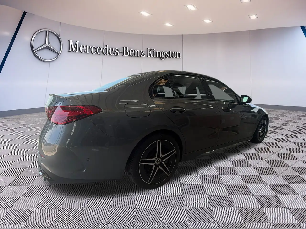 Mercedes-Benz C-Class - Image 5