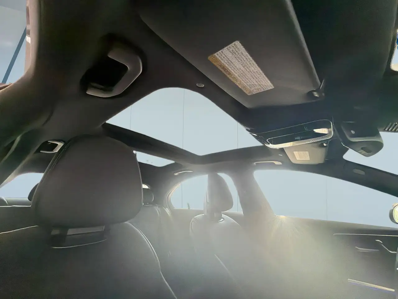 Mercedes-Benz C-Class - Image 35