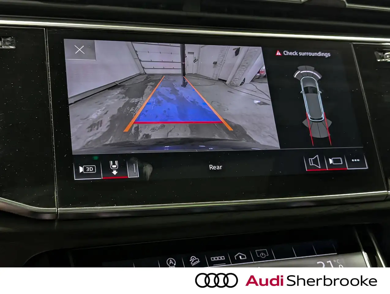 Audi Q7 - Image 18