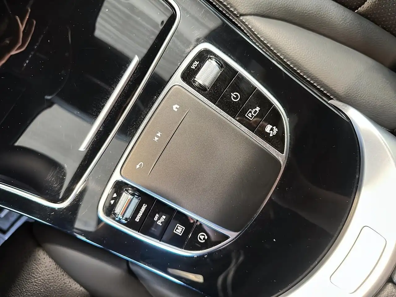 Mercedes-Benz GLC - Image 9