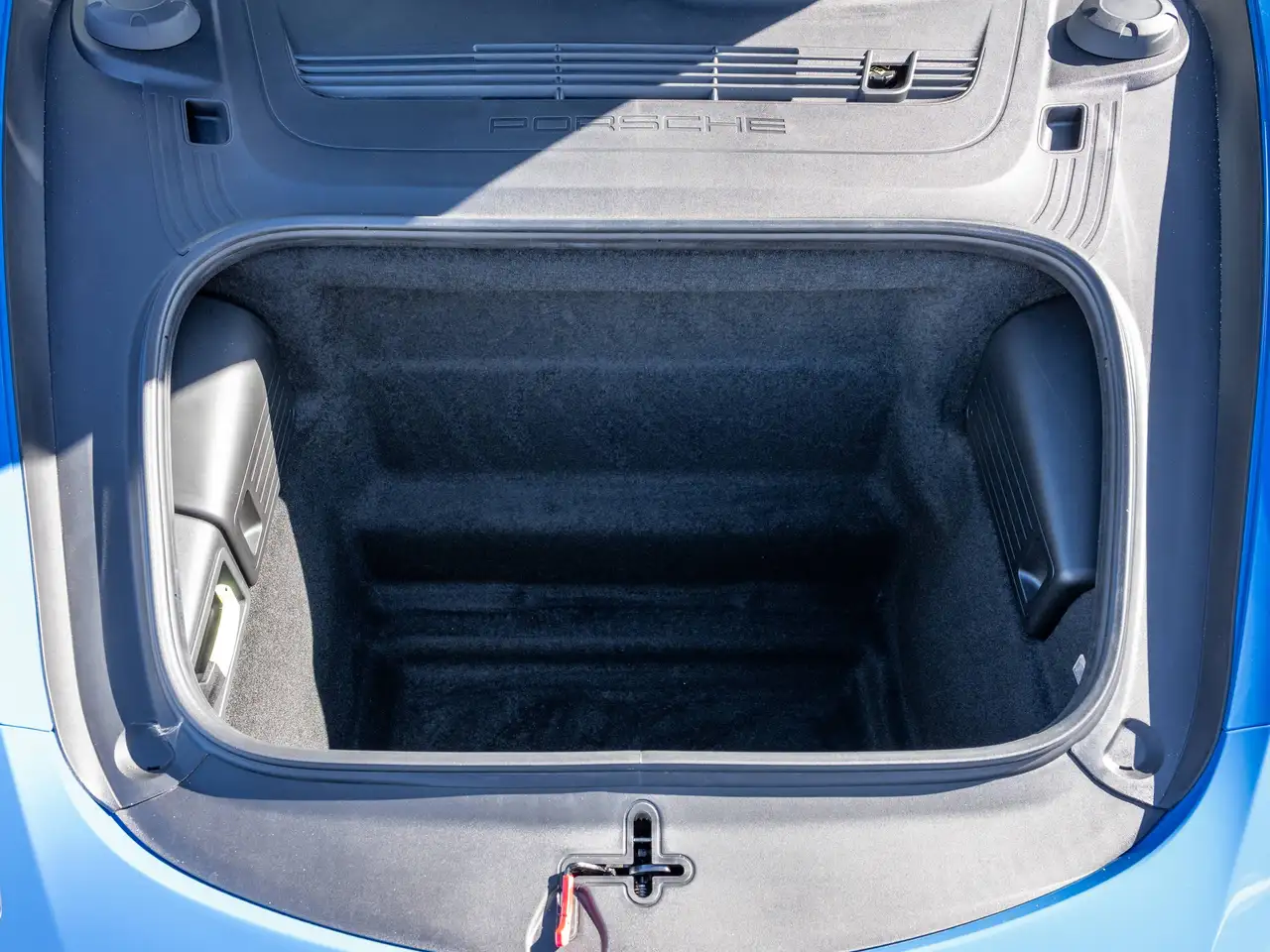 Porsche 718 Boxster - Image 9