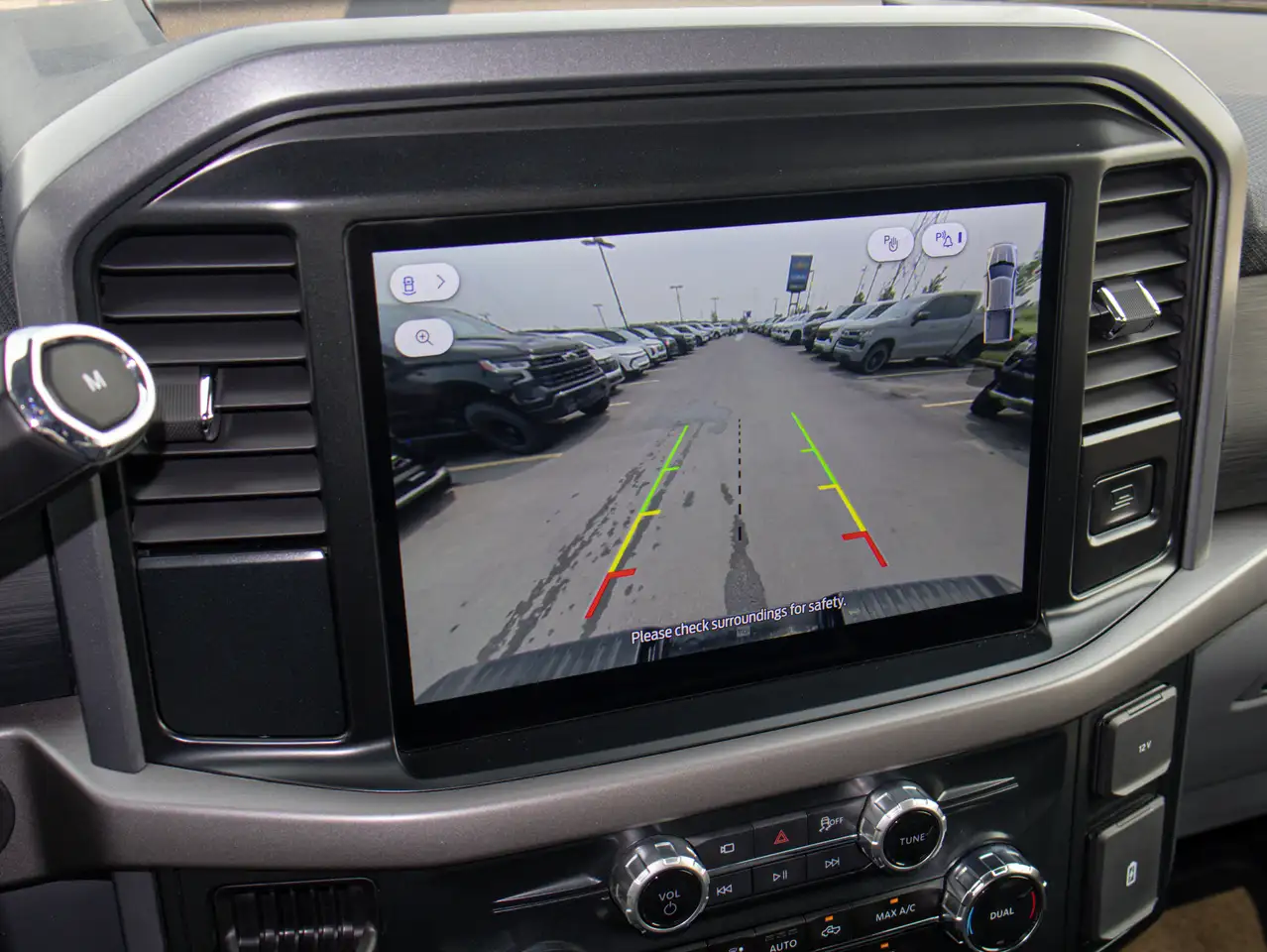 Ford F-150 - Image 27