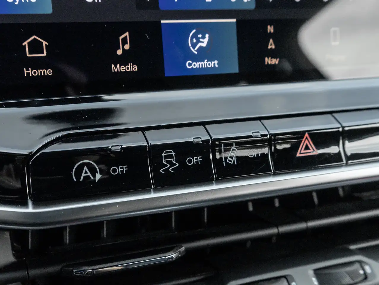 Jeep Compass - Image 17