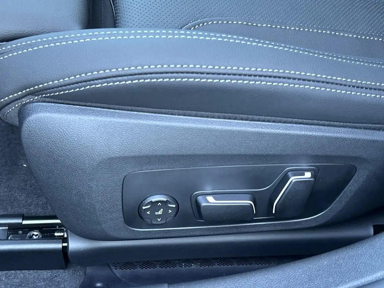 BMW 4 Series - Image 20