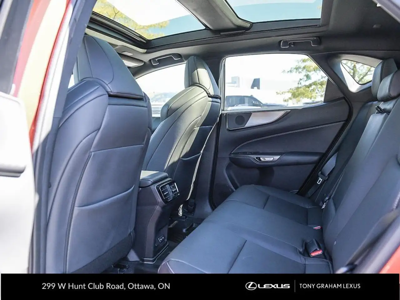 Lexus NX 350 - Image 26