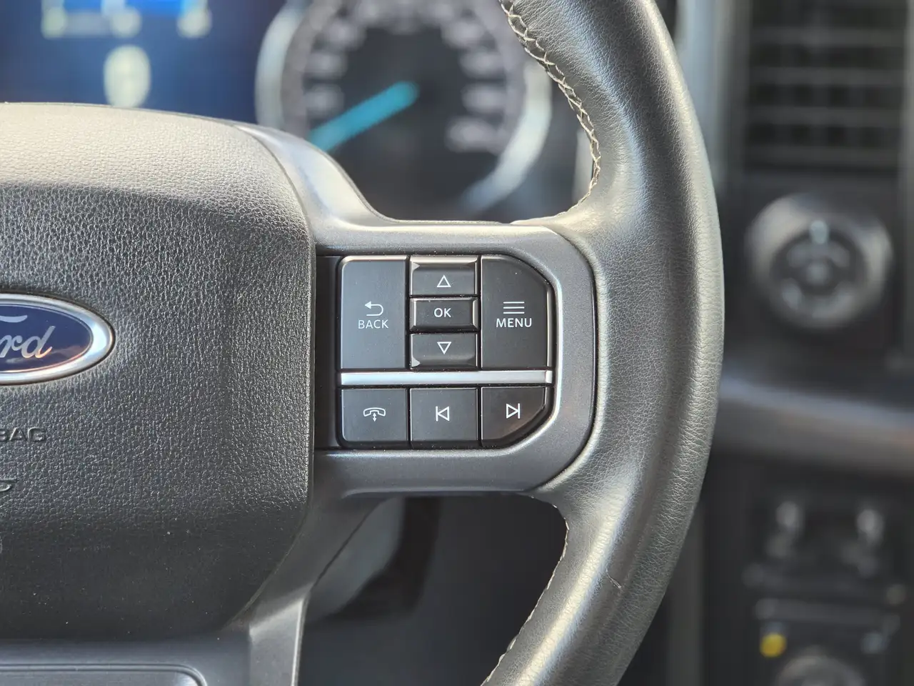 Ford F-150 - Image 26