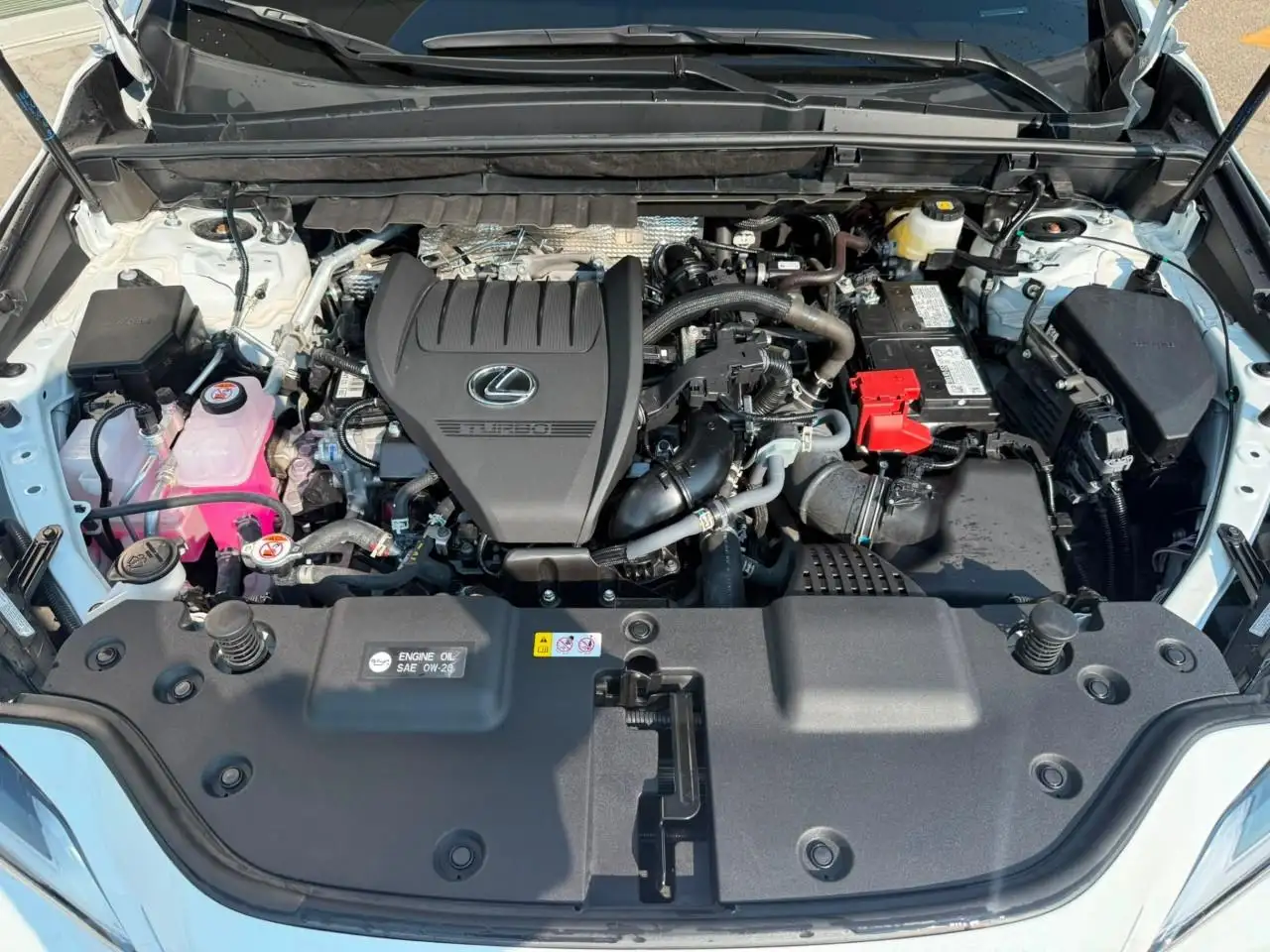Lexus NX 350 - Image 24