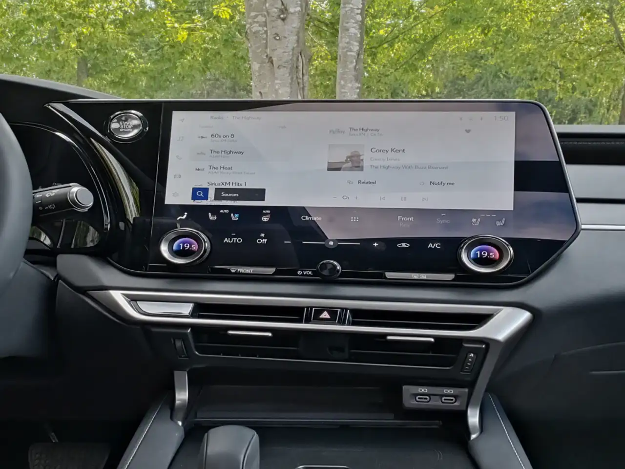 Lexus RX - Image 18