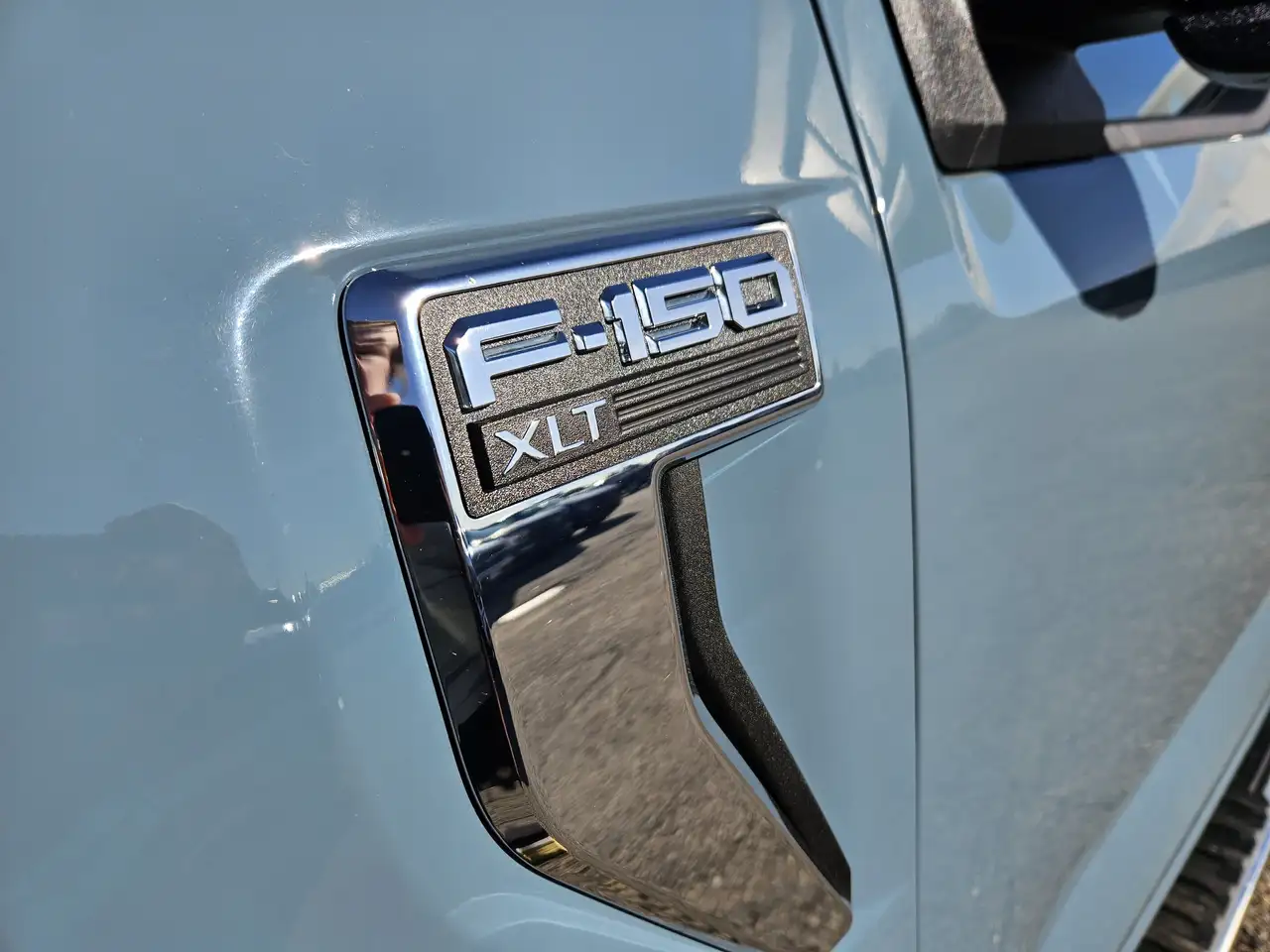 Ford F-150 - Image 11