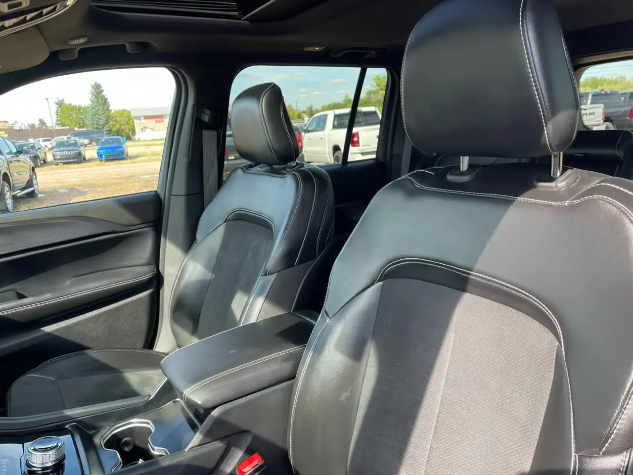 Jeep Grand Cherokee - Image 9