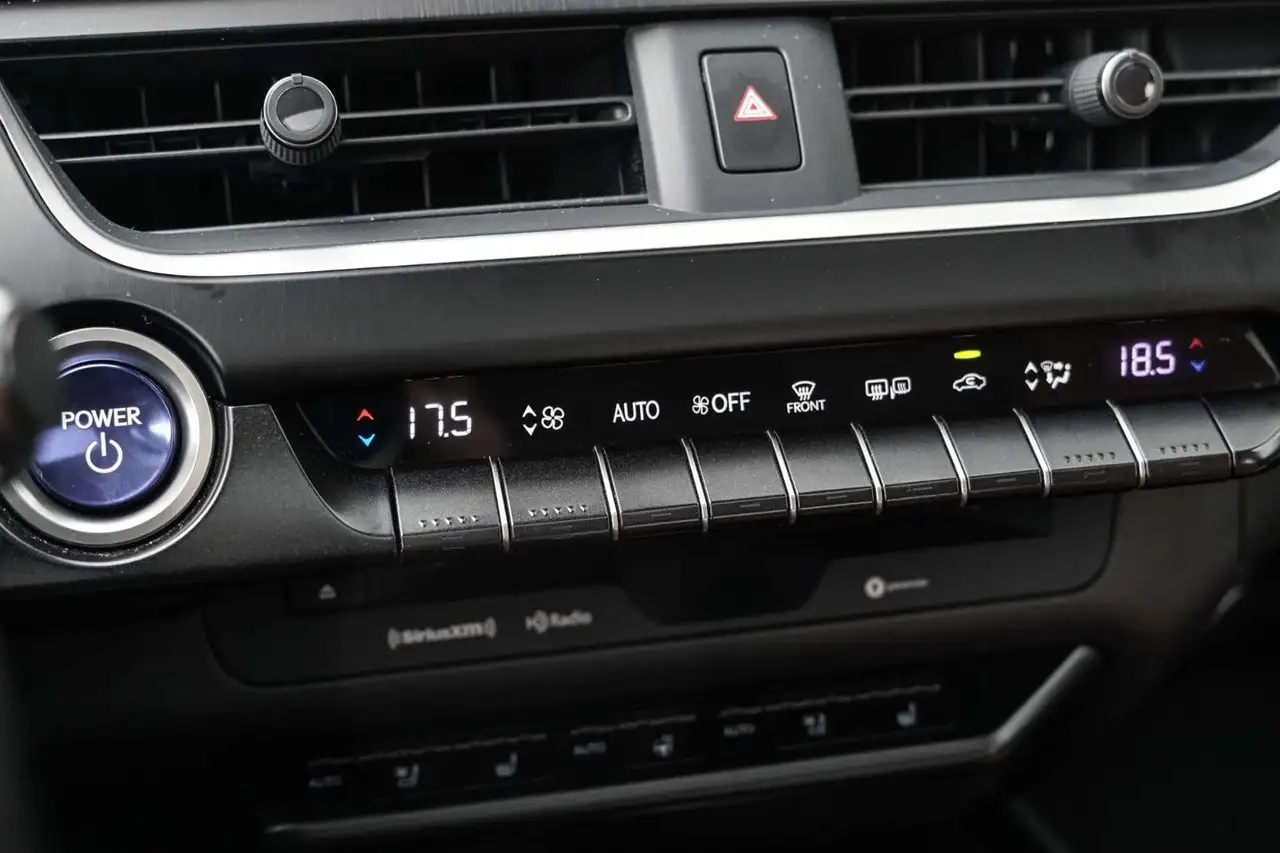 Lexus UX - Image 29