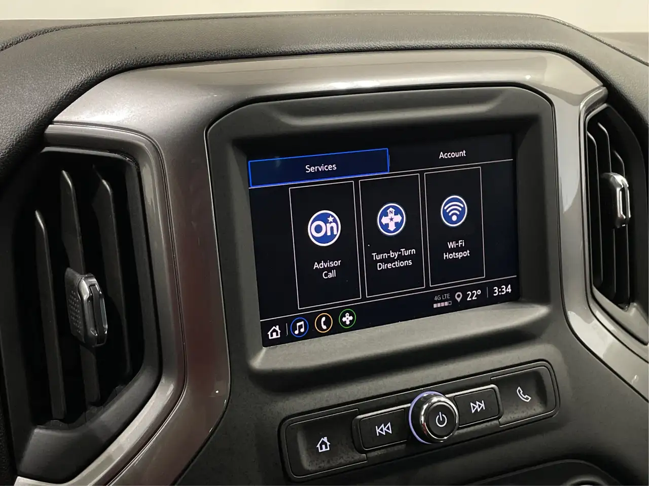 Chevrolet Silverado 1500 - Image 30