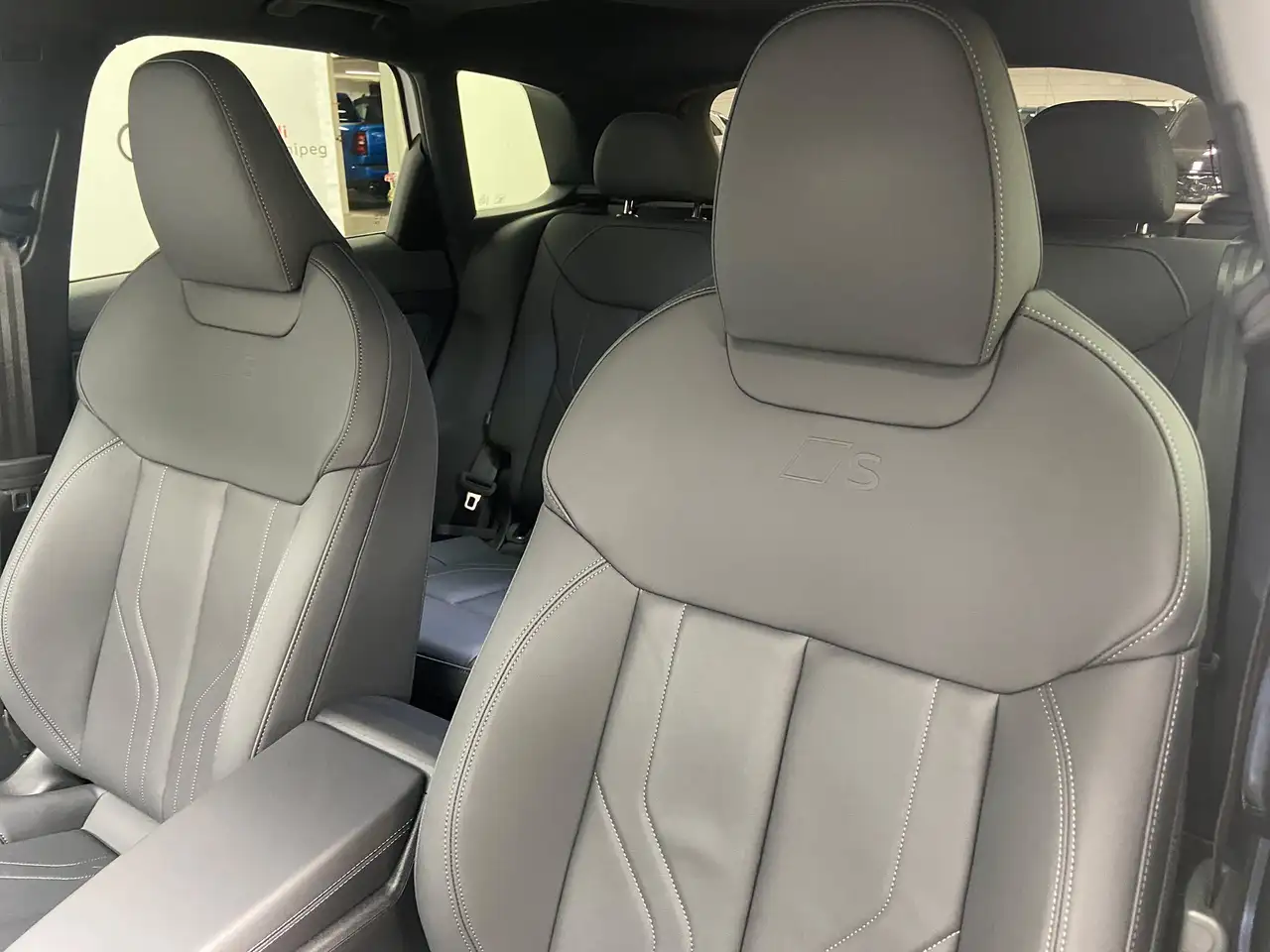 Audi Q3 - Image 14