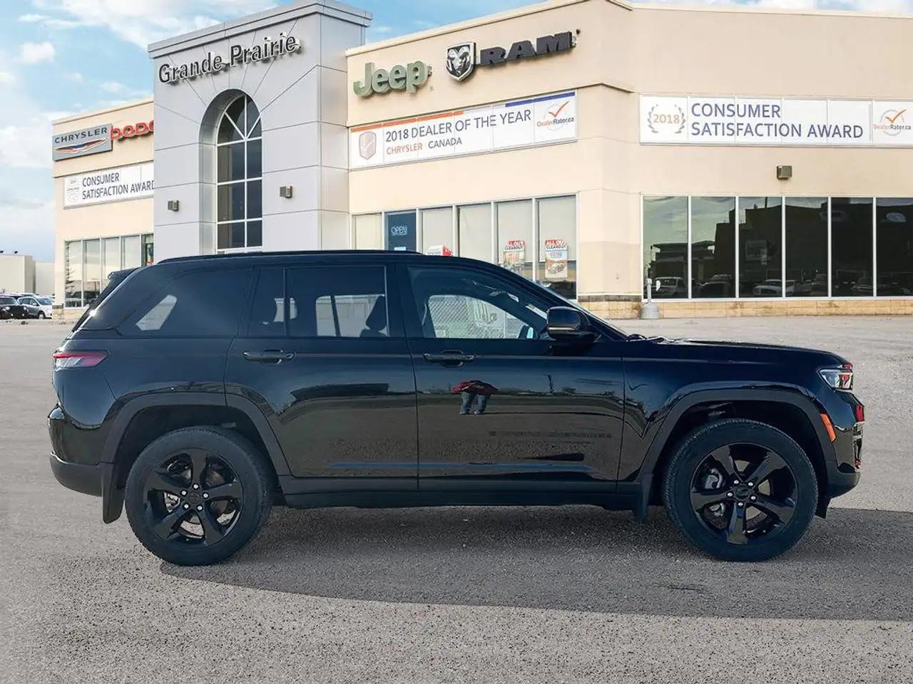 Jeep Grand Cherokee - Image 8