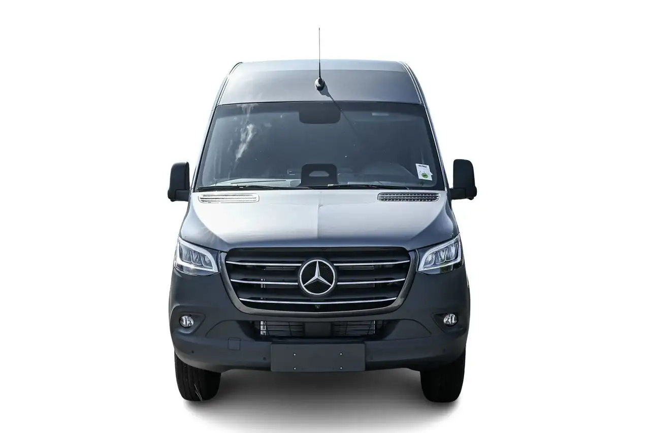 Mercedes-Benz Sprinter 2500 - Image 2