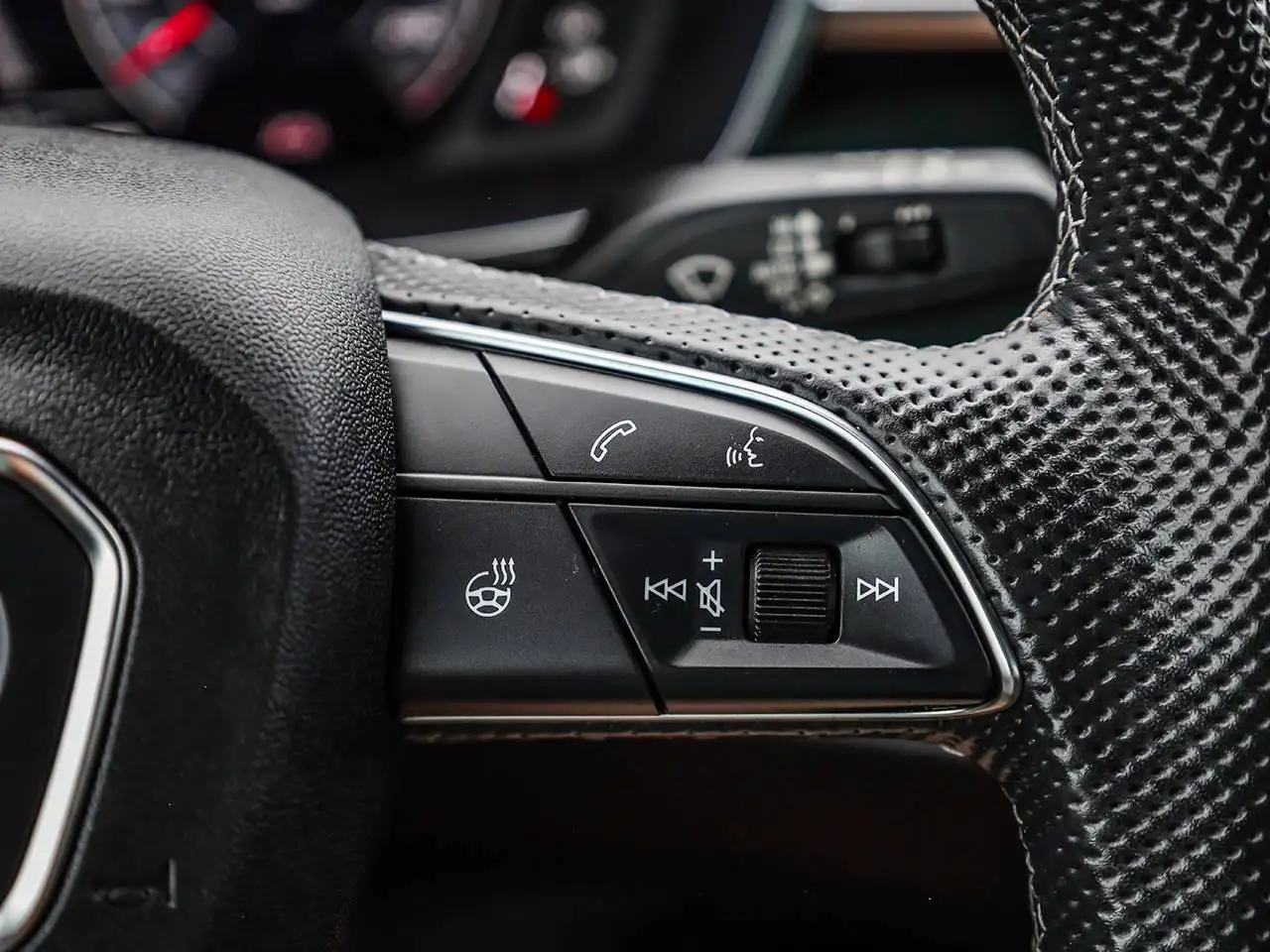 Audi Q3 - Image 21