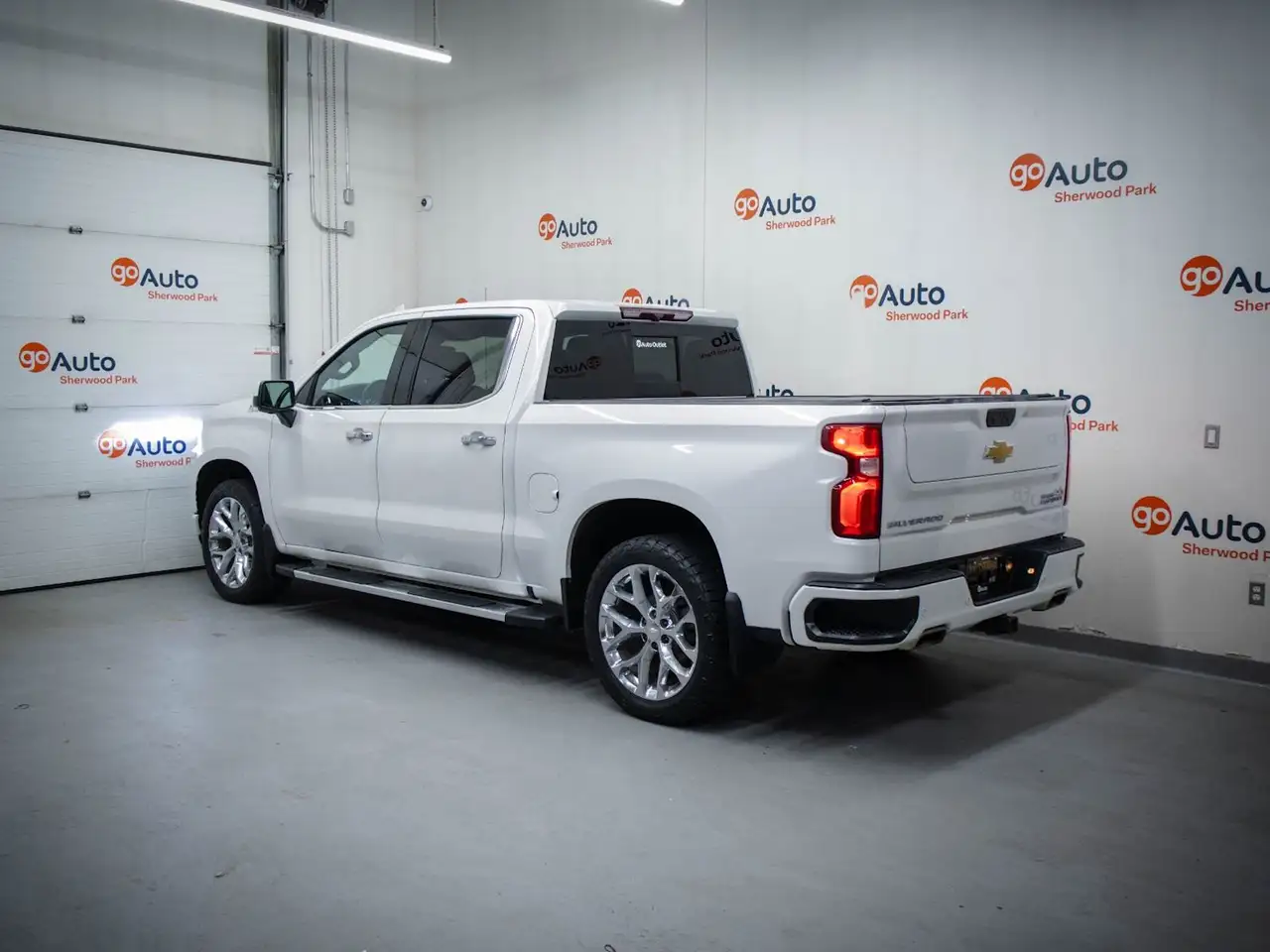 Chevrolet Silverado 1500 - Image 7