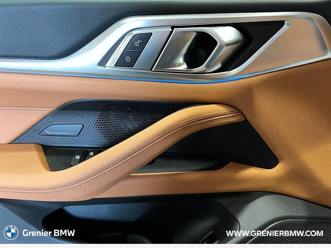 BMW i4 - Image 9
