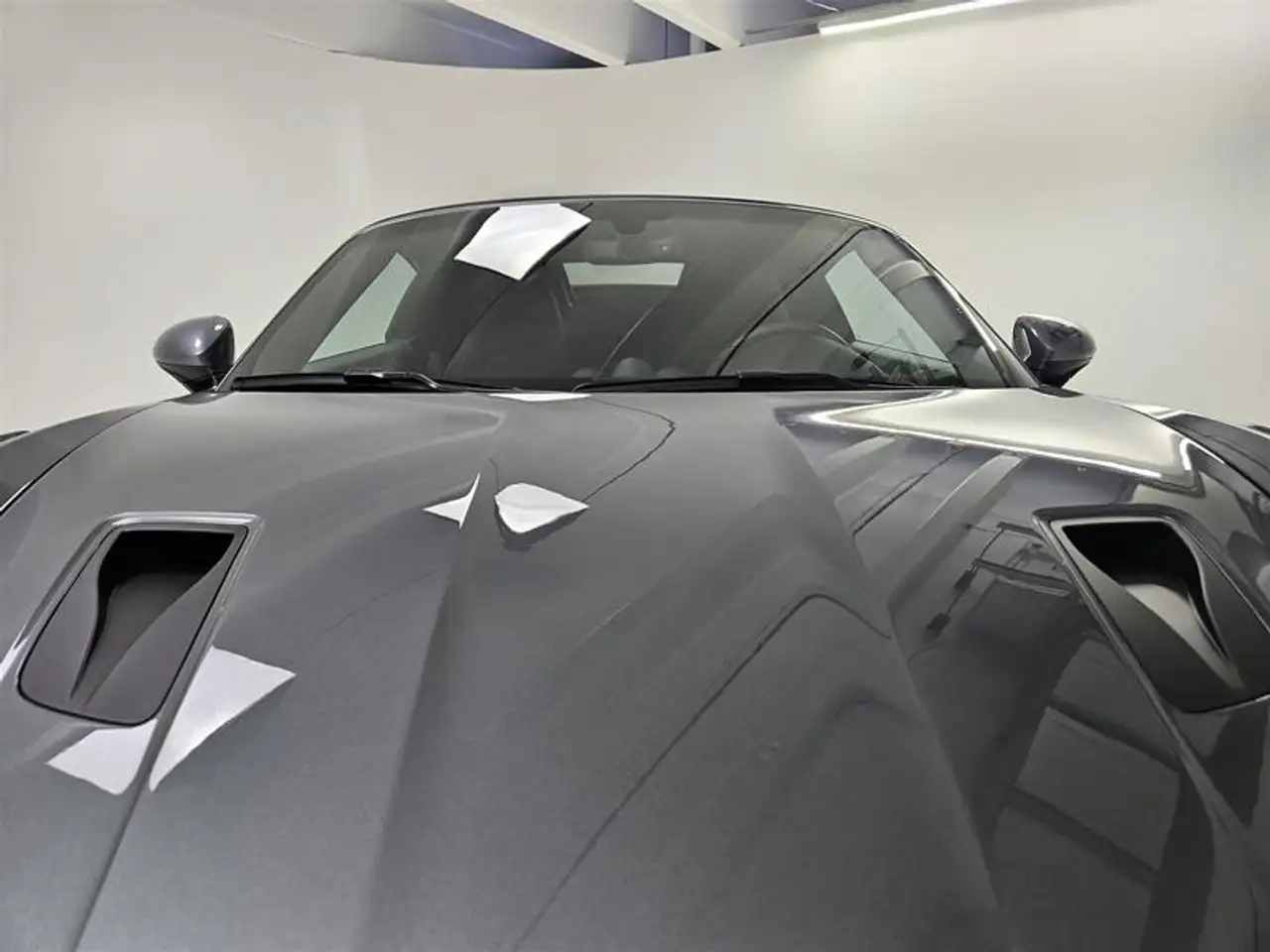 Porsche 718 Spyder - Image 12