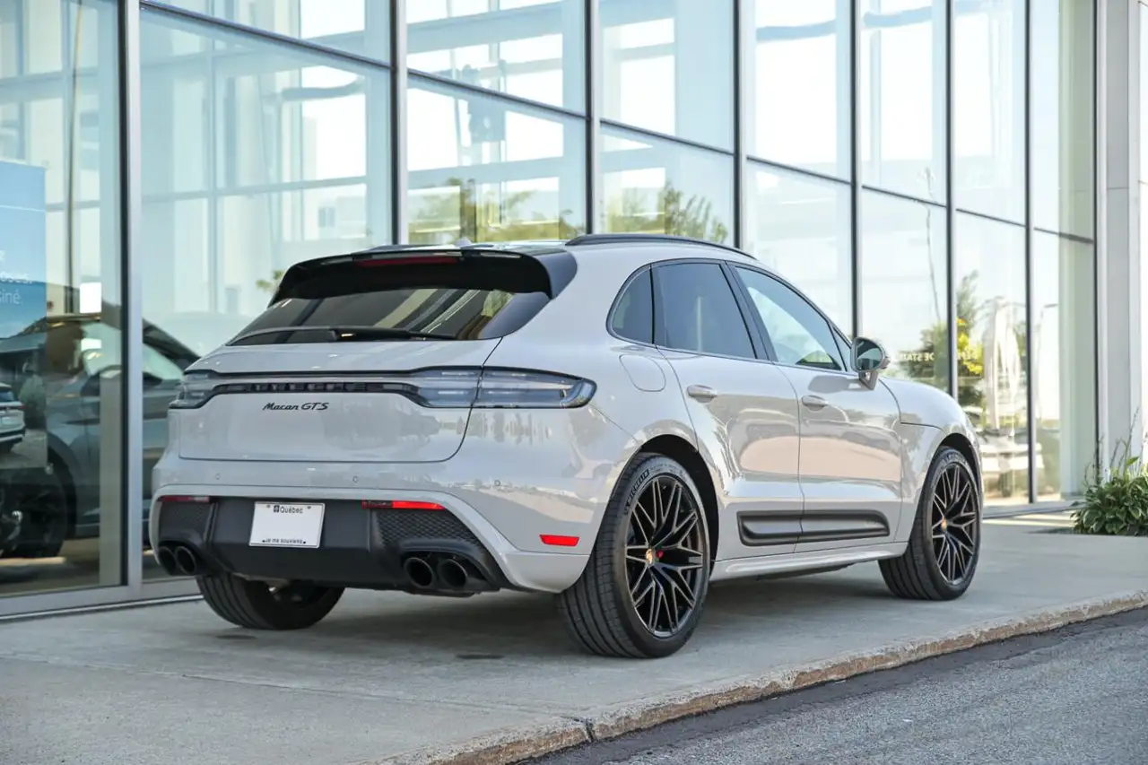 Porsche Macan - Image 10