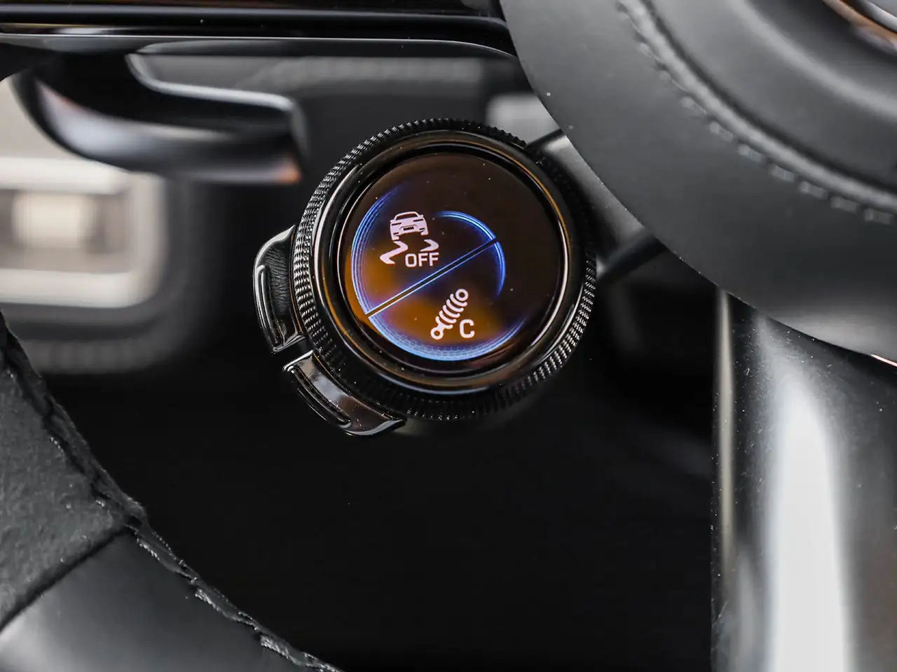 Mercedes-Benz GLE - Image 22