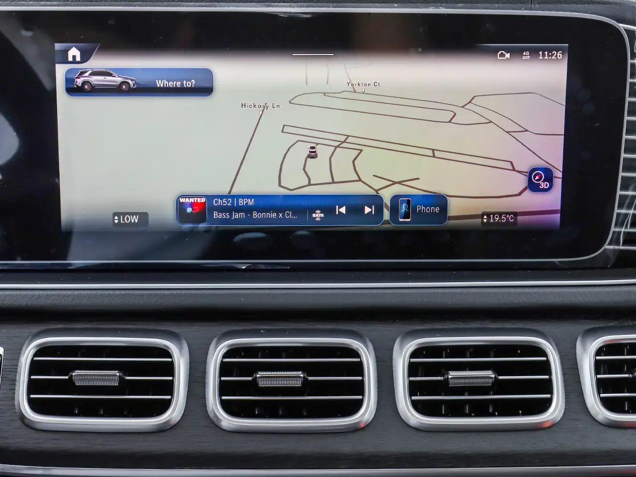 Mercedes-Benz GLE - Image 28