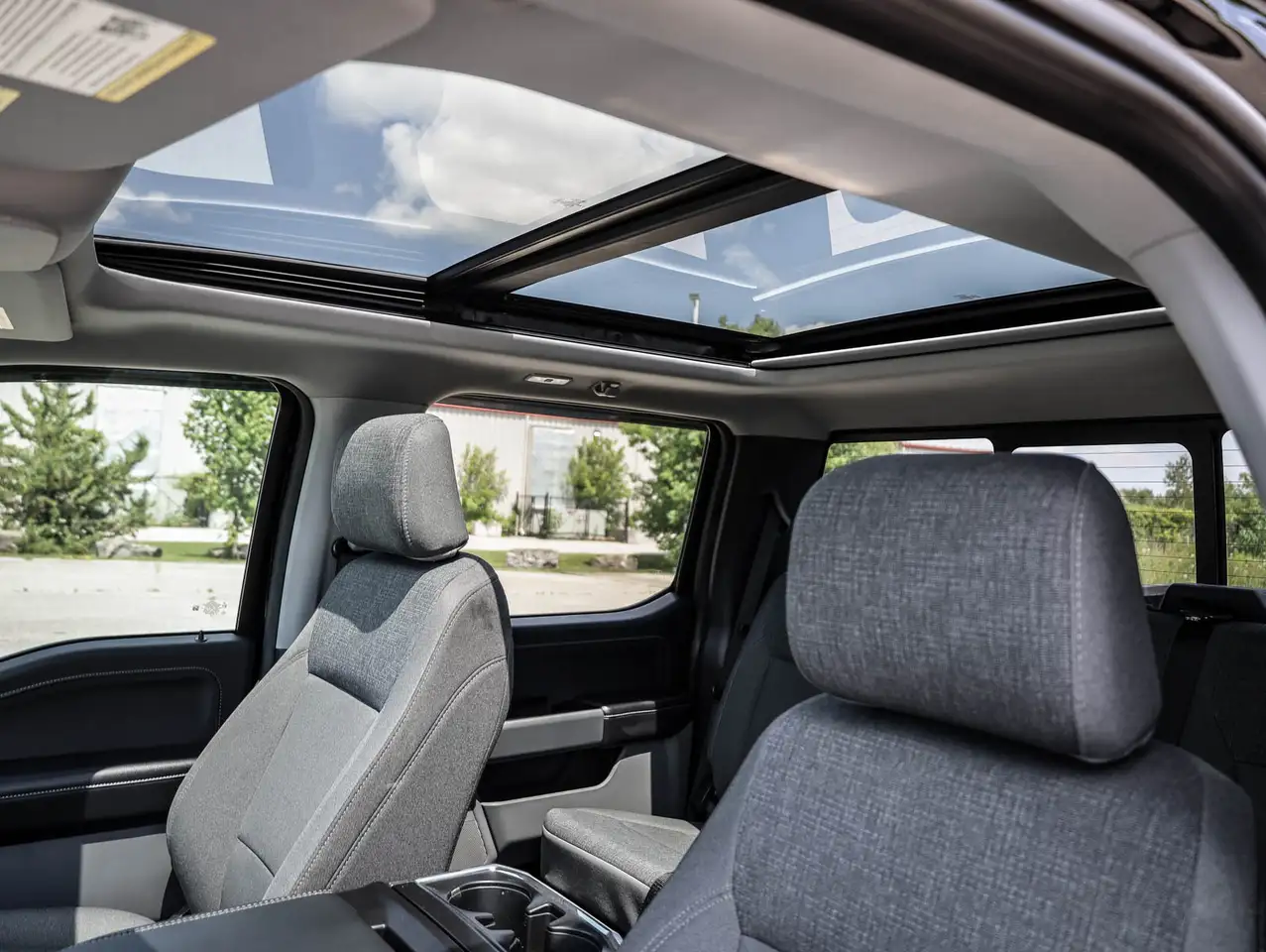 Ford F-150 - Image 11