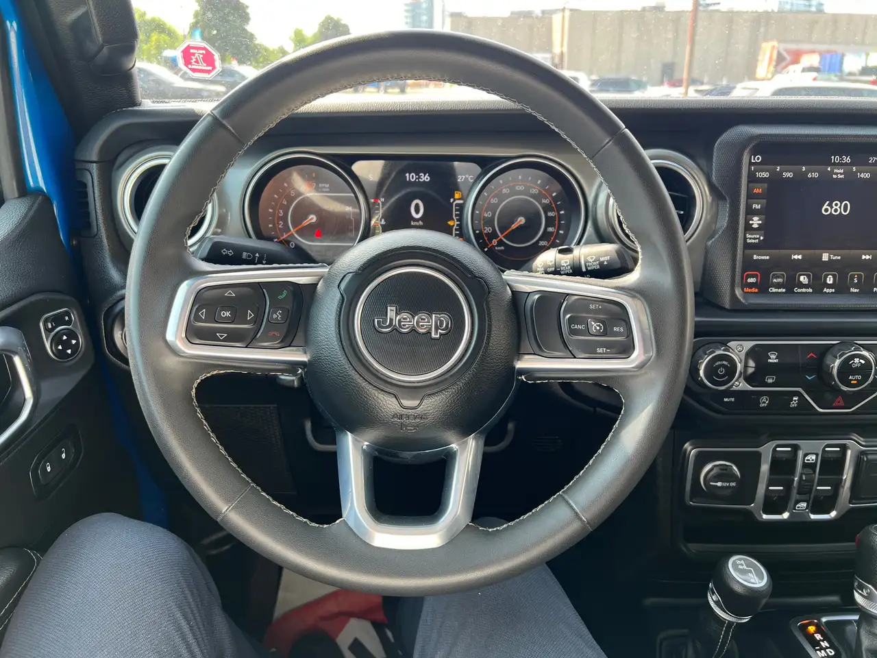 Jeep Wrangler - Image 12