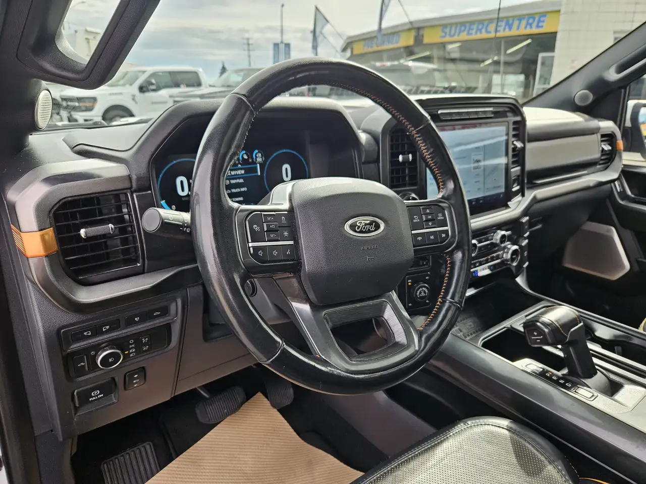 Ford F-150 - Image 22