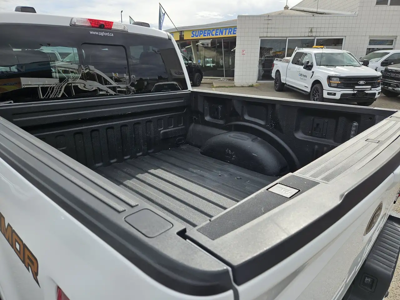 Ford F-150 - Image 27