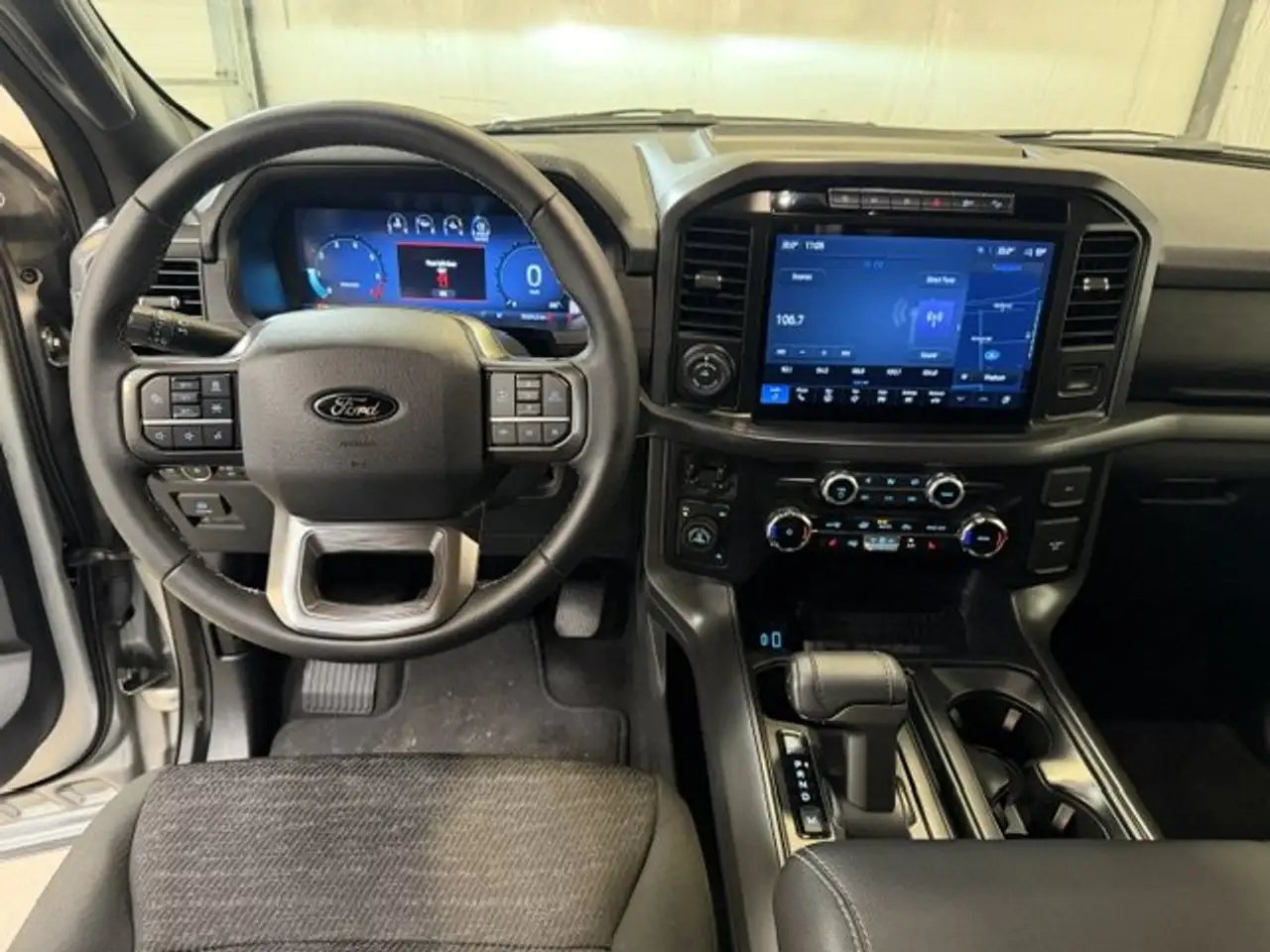 Ford F-150 - Image 12