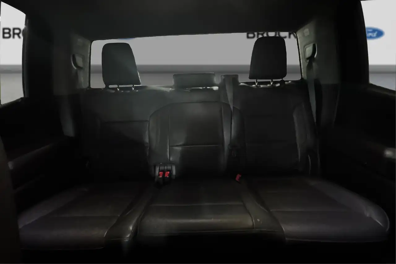 Chevrolet Silverado 1500 - Image 13