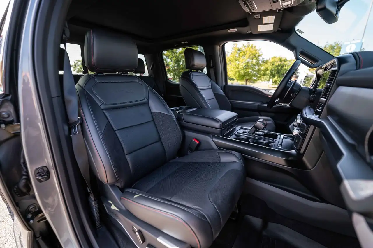 Ford F-150 - Image 21