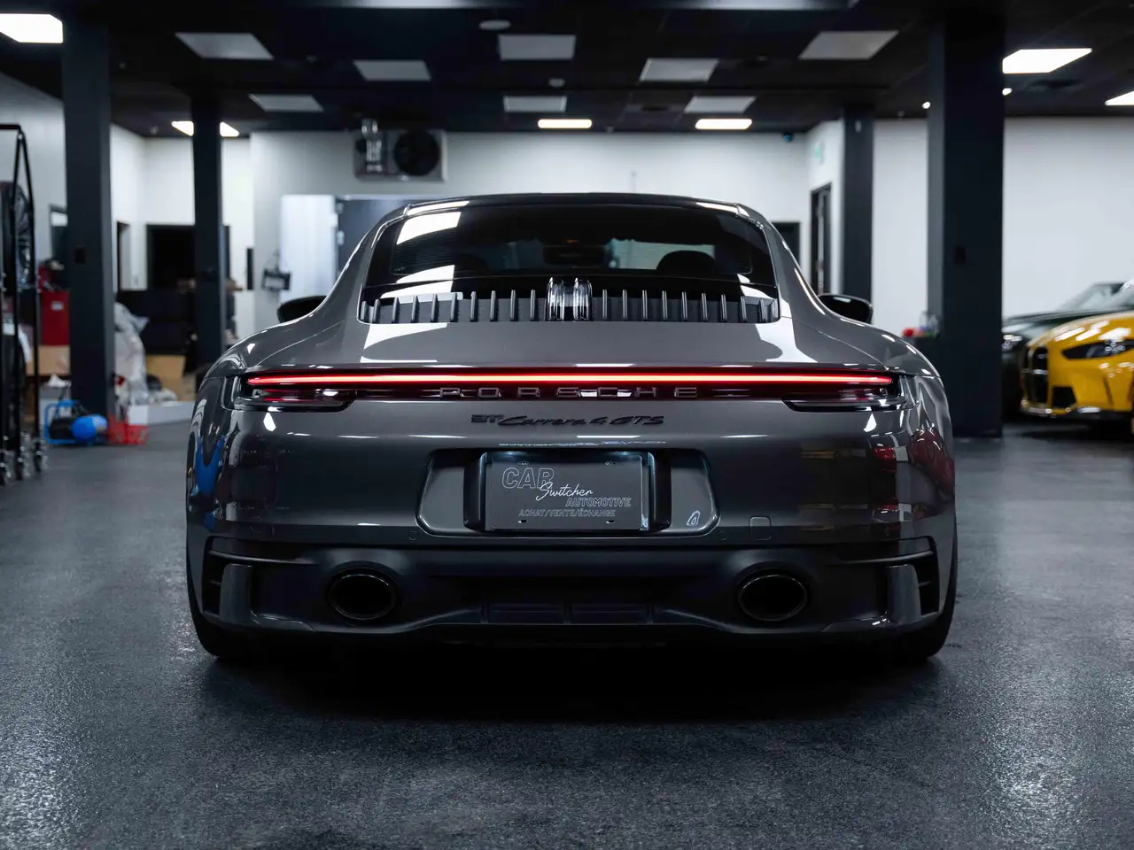 Porsche 911 - Image 4