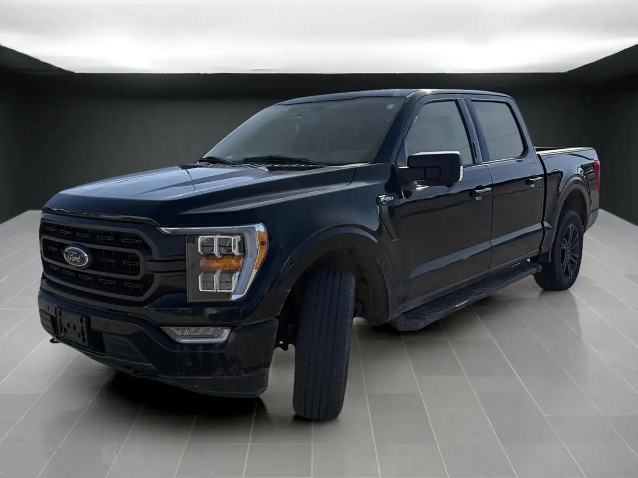 Ford F-150 - Image 1