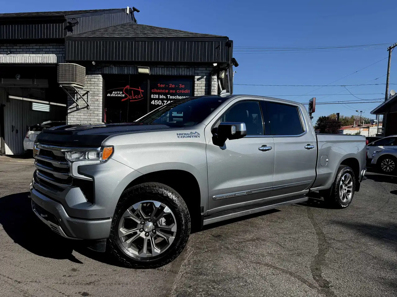 Chevrolet Silverado 1500 - Image 10