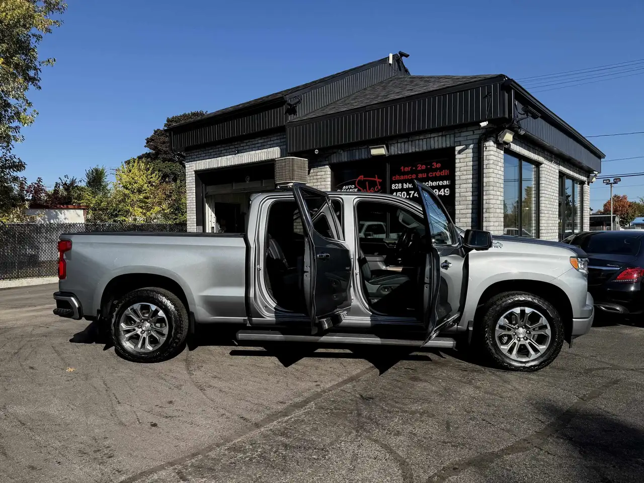 Chevrolet Silverado 1500 - Image 6